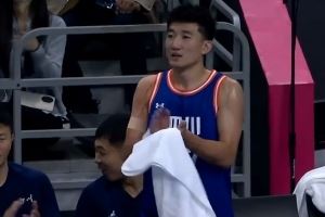得分助攻一把抓了！孙铭徽15中7拿到15分10助攻 另有3板1断