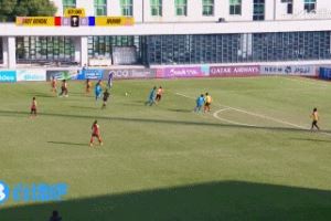 武汉女足开场7分钟领先!王霜中路起脚破门,宋菲传中助攻